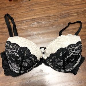 Victoria’s Secret push up bra